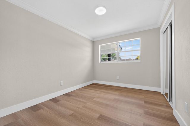 933 SE 2nd Street, Belle Glade, FL 33430