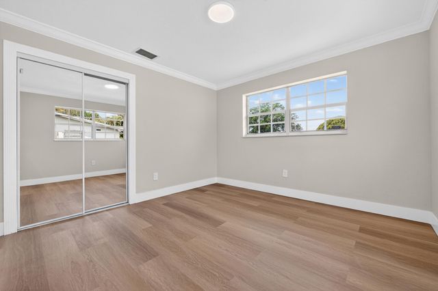 933 SE 2nd Street, Belle Glade, FL 33430