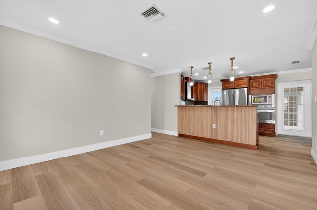 933 SE 2nd Street, Belle Glade, FL 33430