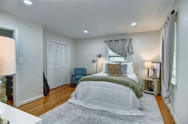 2564 Entrada DR, Virginia Beach, VA 23456
