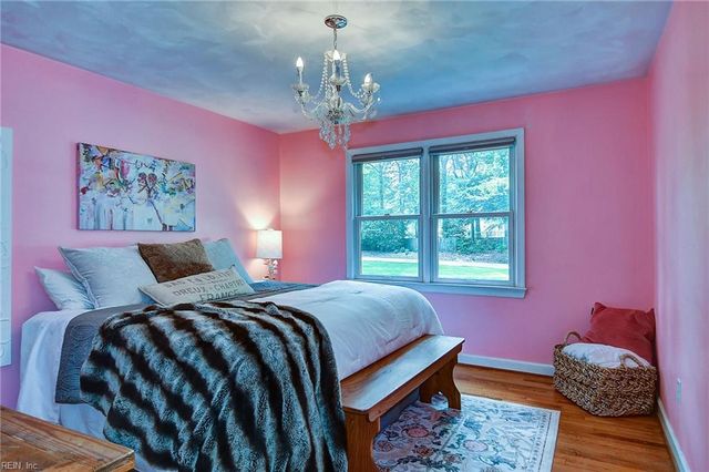 2564 Entrada DR, Virginia Beach, VA 23456