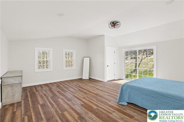 95 Gaffney Hill Road, Easton, PA 18042