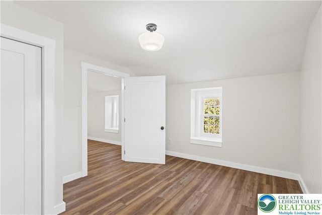 95 Gaffney Hill Road, Easton, PA 18042