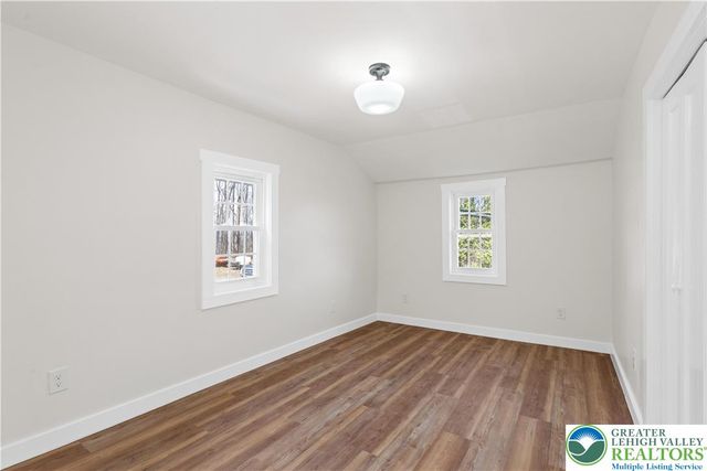 95 Gaffney Hill Road, Easton, PA 18042