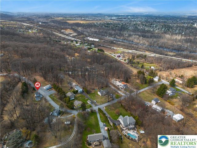 95 Gaffney Hill Road, Easton, PA 18042