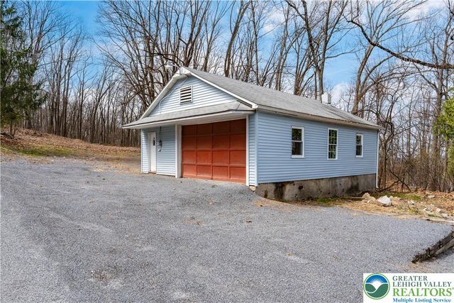 95 Gaffney Hill Road, Easton, PA 18042