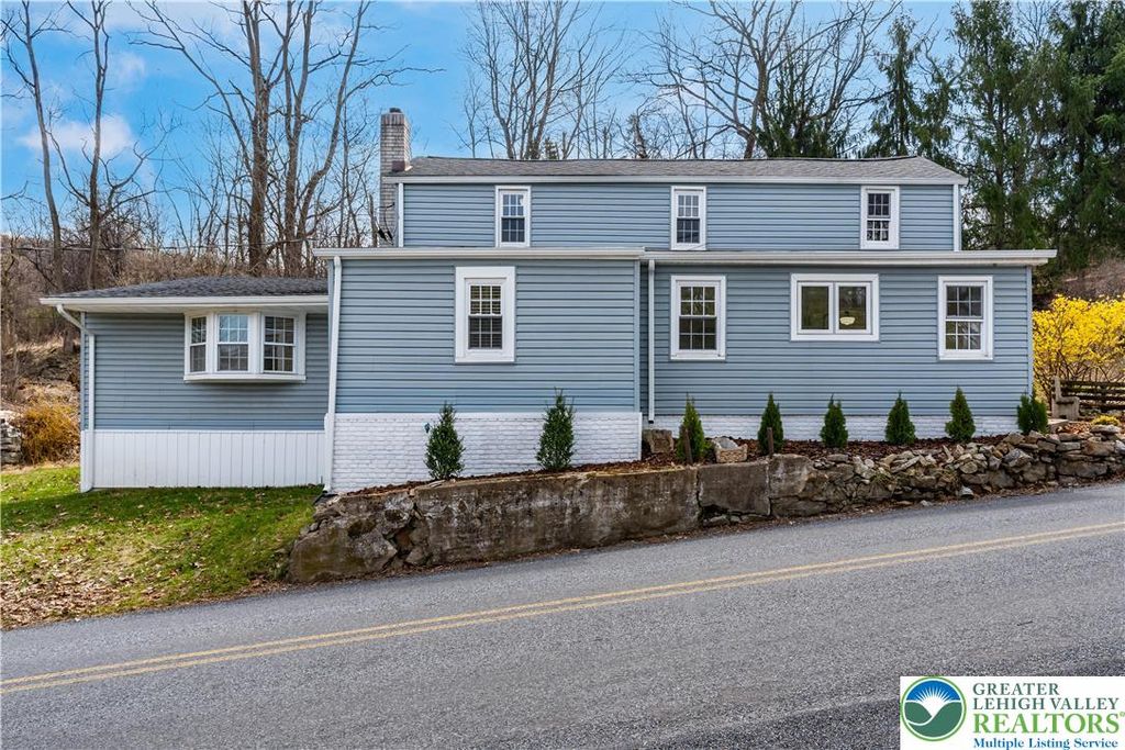 95 Gaffney Hill Road, Easton, PA 18042