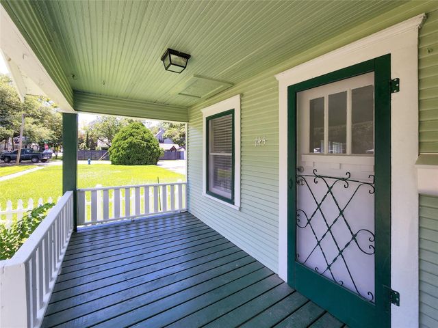 745 E 18th Street, Houston, TX 77008