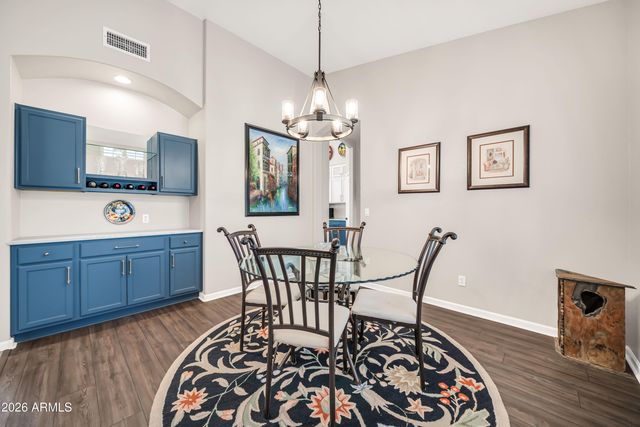 38015 N CENTRAL Avenue, Phoenix, AZ 85086