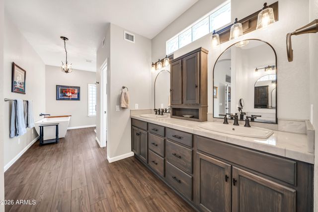 38015 N CENTRAL Avenue, Phoenix, AZ 85086