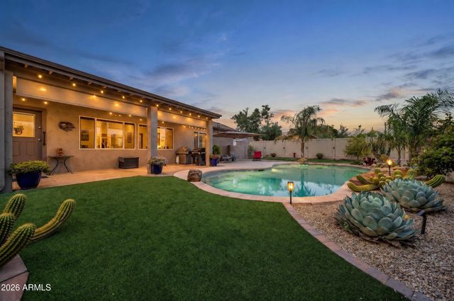 38015 N CENTRAL Avenue, Phoenix, AZ 85086