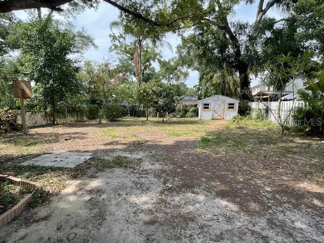 908 E FLORA STREET, Tampa, FL 33604