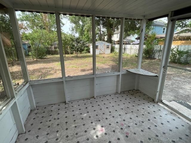 908 E FLORA STREET, Tampa, FL 33604