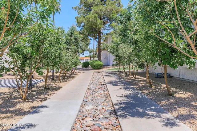 4620 W MCDOWELL Road 1S, Phoenix, AZ 85035