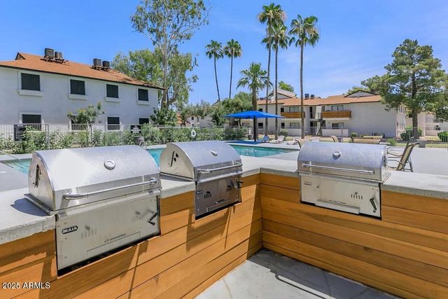 4620 W MCDOWELL Road 1S, Phoenix, AZ 85035