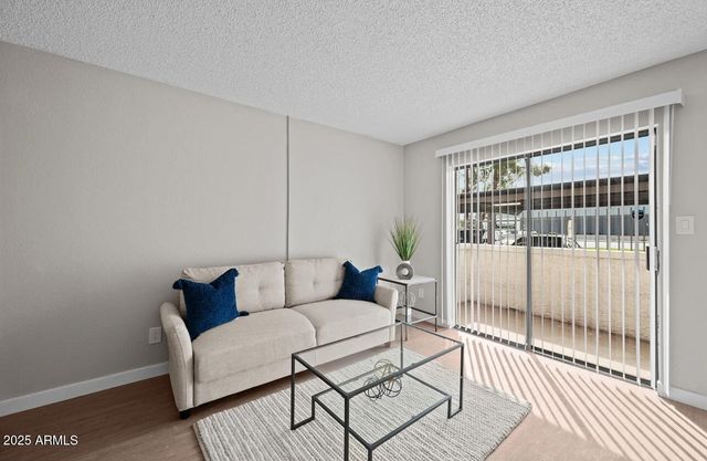 4620 W MCDOWELL Road 1S, Phoenix, AZ 85035