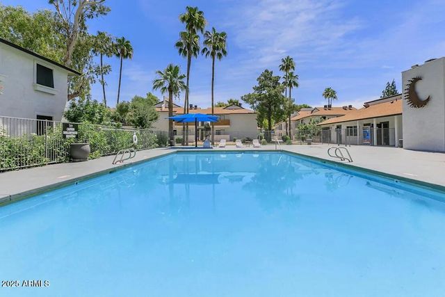 4620 W MCDOWELL Road 1S, Phoenix, AZ 85035