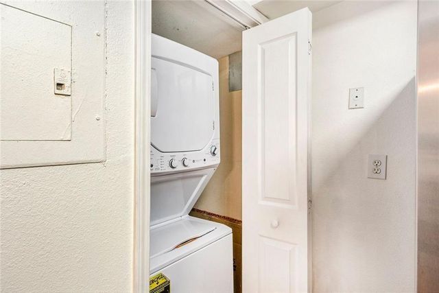 6940 Roswell Road 16B, Atlanta, GA 30328