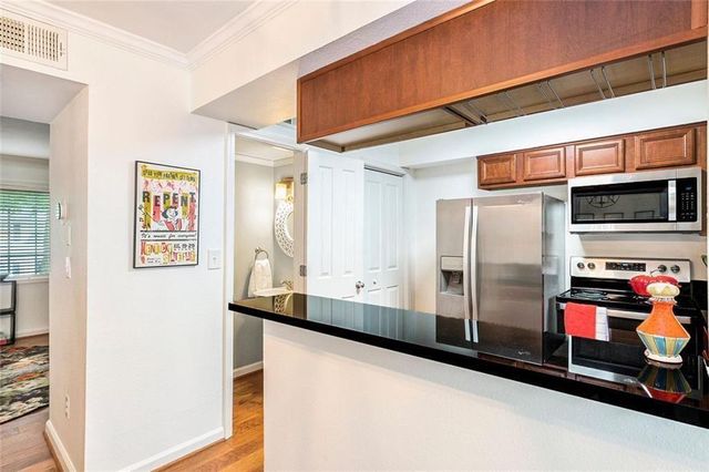 6940 Roswell Road 16B, Atlanta, GA 30328