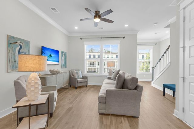 810 Kings Oak Court Unit 4, Charleston, SC 29492