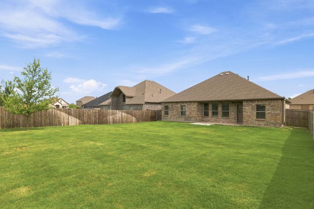 2911 Diamondback Drive, Melissa, TX 75454