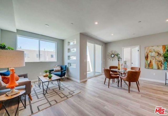 7018 Alabama Avenue, Canoga Park, CA 91303