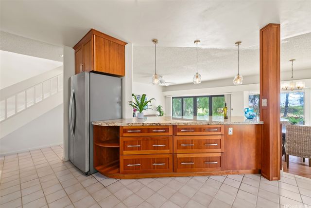 292 Kipukai Place, Honolulu, HI 96825