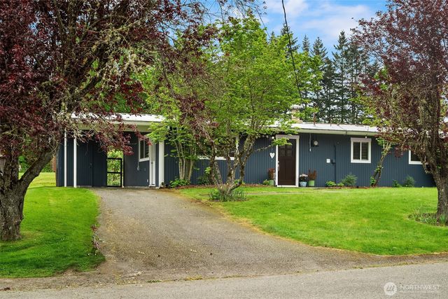 9917 SW 206th Court, Vashon, WA 98070