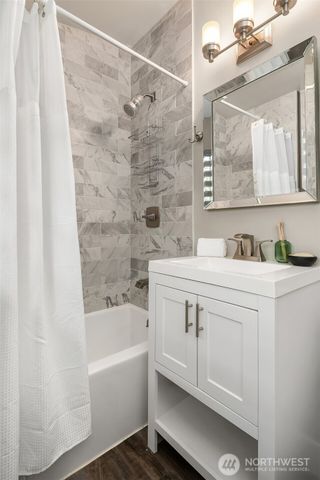 9917 SW 206th Court, Vashon, WA 98070