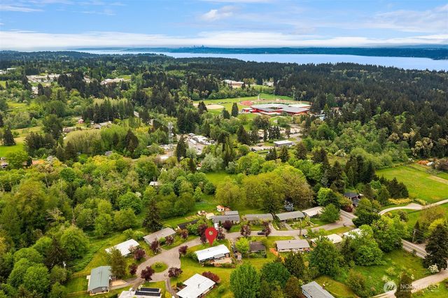 9917 SW 206th Court, Vashon, WA 98070