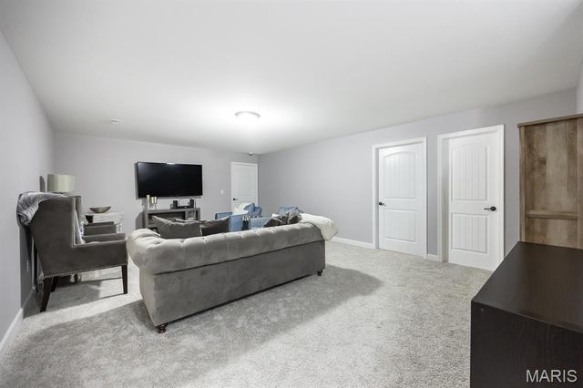 708 Sante Fe Court, Shiloh, IL 62221