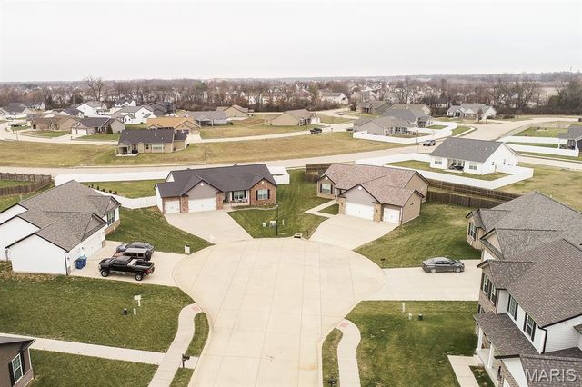 708 Sante Fe Court, Shiloh, IL 62221