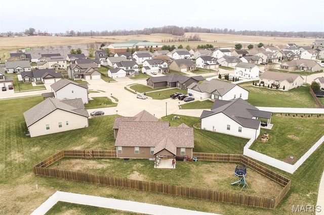 708 Sante Fe Court, Shiloh, IL 62221