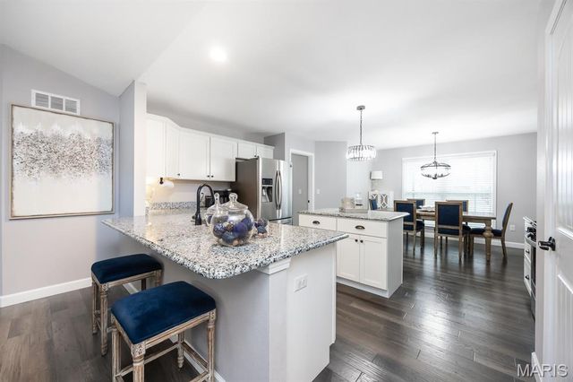 708 Sante Fe Court, Shiloh, IL 62221