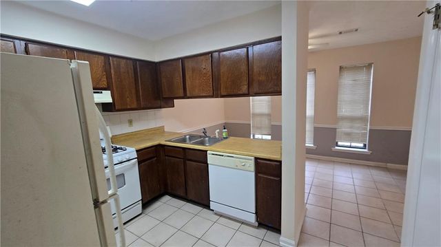 4722 Old Highgate Entry, Stone Mountain, GA 30083