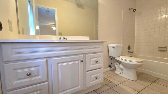 4722 Old Highgate Entry, Stone Mountain, GA 30083