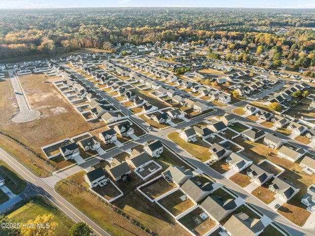 701 Plymouth Drive, Greenville, NC 27858