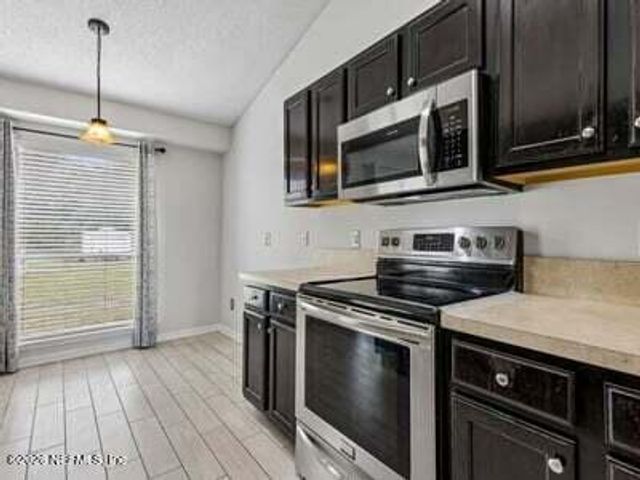 861653 WORTHINGTON Drive, Yulee, FL 32097