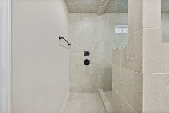 3000 Wyndham Village Drive, Opelika, AL 36804