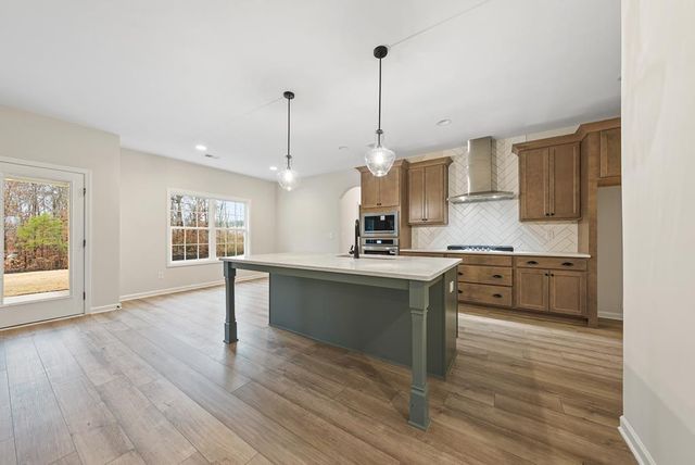 3000 Wyndham Village Drive, Opelika, AL 36804