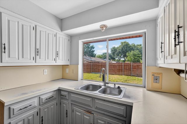 120 Running Brook, Mesquite, TX 75149