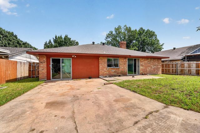 120 Running Brook, Mesquite, TX 75149