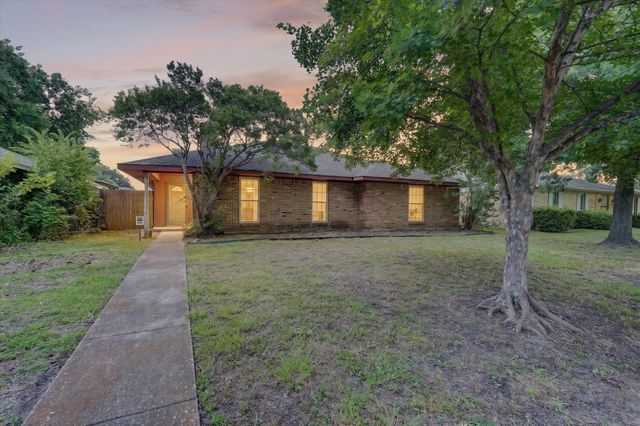 120 Running Brook, Mesquite, TX 75149