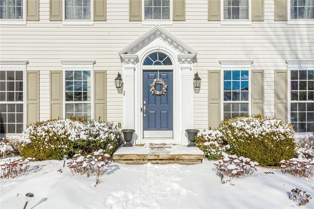 6956 Alydar Circle, Victor, NY 14564