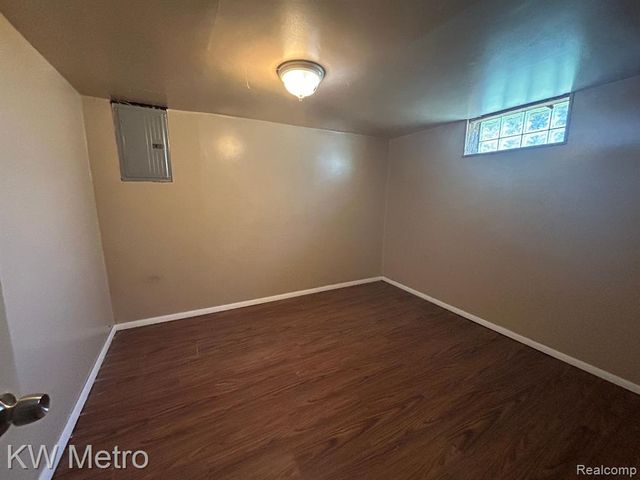 1939 Bonner Street, Ferndale, MI 48220