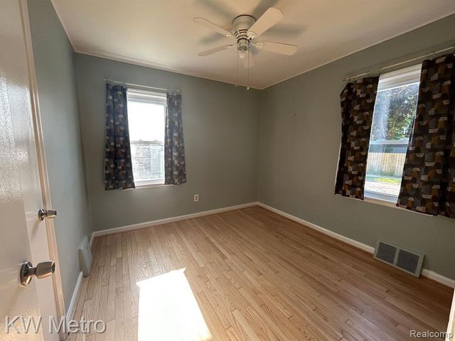 1939 Bonner Street, Ferndale, MI 48220