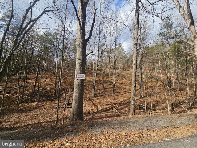 211 MARTIN RD, Artemas, PA 17211