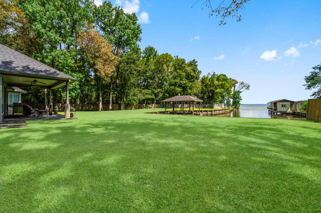 1101 Fm-224, Coldspring, TX 77331