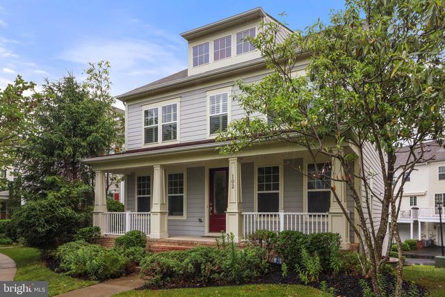 102 PEARL ST, Herndon, VA 20170