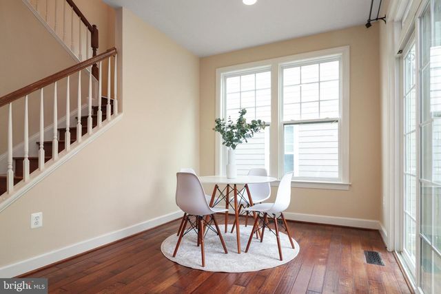 102 PEARL ST, Herndon, VA 20170